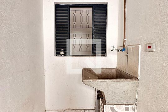 Lavanderia de casa para alugar com 2 quartos, 40m² em Jardim Presidente Dutra, Guarulhos