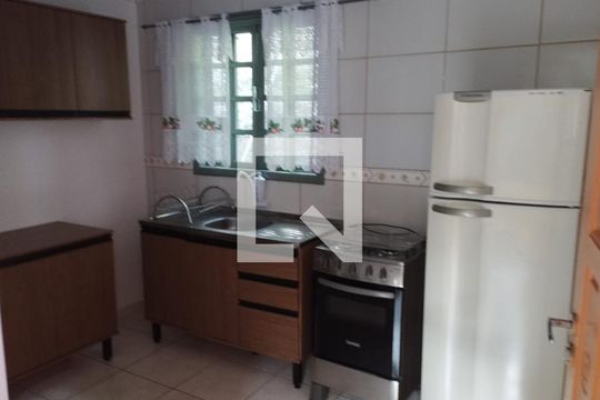 Cozinha de casa para alugar com 2 quartos, 60m² em Trindade, Florianópolis
