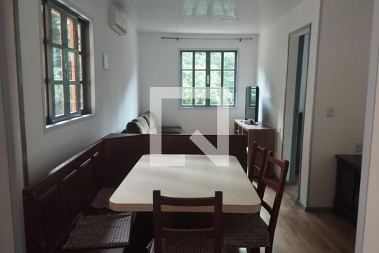 Casa para alugar com 2 quartos, 60m² em Trindade, Florianópolis
