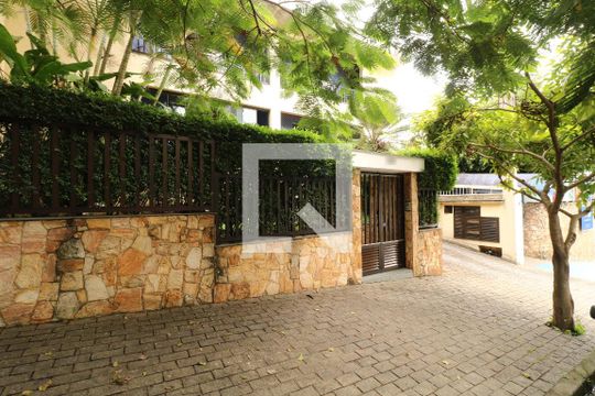Fachada de apartamento à venda com 3 quartos, 117m² em Jardim, Santo André