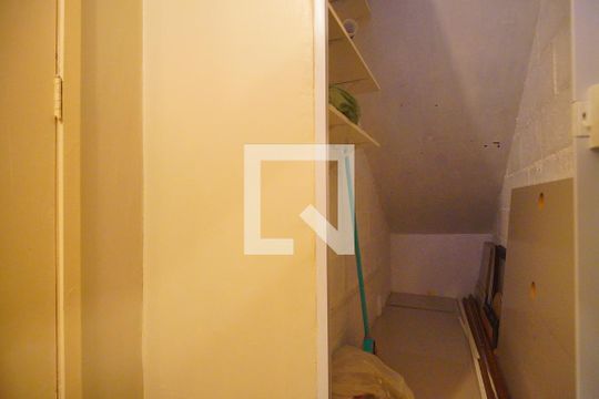 Lavabo de apartamento para alugar com 2 quartos, 130m² em Canudos, Novo Hamburgo