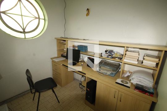 Escritório de casa à venda com 6 quartos, 390m² em Caiçaras, Belo Horizonte
