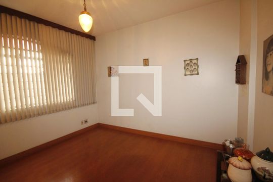 Quarto 1 de casa à venda com 6 quartos, 390m² em Caiçaras, Belo Horizonte