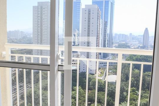 Sacada de apartamento à venda com 1 quarto, 27m² em Parque Industrial Tomas Edson, São Paulo