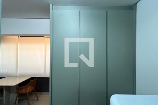 Studio de kitnet/studio para alugar com 1 quarto, 27m² em Jardim Paulista, São Paulo