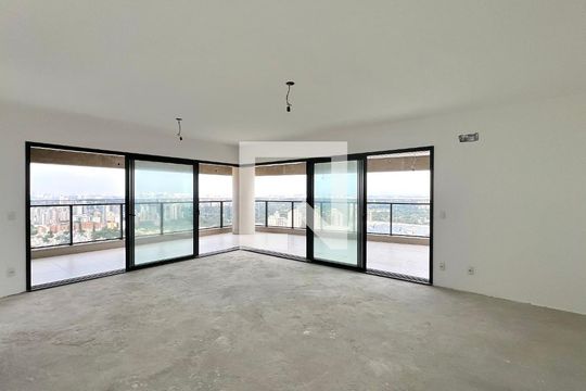 Apartamento à venda com 4 quartos, 195m² em Sumarezinho, São Paulo