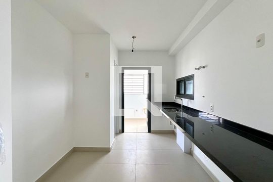 Cozinha de apartamento à venda com 4 quartos, 195m² em Sumarezinho, São Paulo