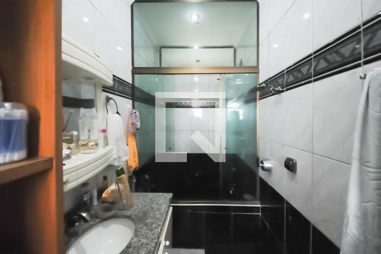 Banheiro da Suíte 1 e closet de casa à venda com 3 quartos, 275m² em Centro, São Bernardo do Campo