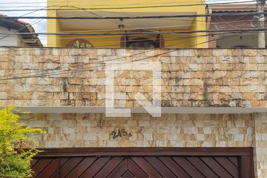 fachada de casa à venda com 3 quartos, 275m² em Centro, São Bernardo do Campo