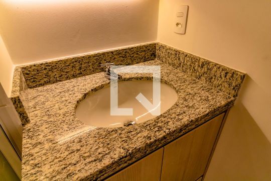 Banheiro de apartamento à venda com 1 quarto, 25m² em Vila da Saúde, São Paulo
