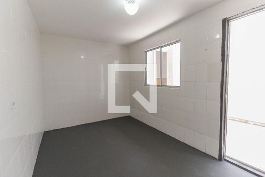 Área de Serviço de casa para alugar com 2 quartos, 150m² em Vila Brasil, São Paulo