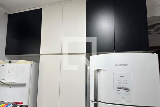 Cozinha de apartamento à venda com 2 quartos, 62m² em Vila Euro, São Bernardo do Campo