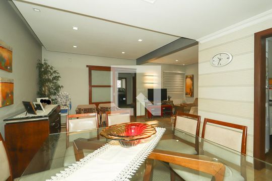 Sala de Jantar de casa à venda com 3 quartos, 250m² em Auxiliadora, Porto Alegre
