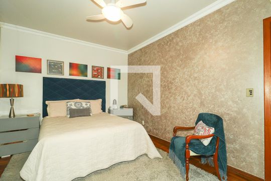 Quarto Suíte de casa à venda com 3 quartos, 250m² em Auxiliadora, Porto Alegre