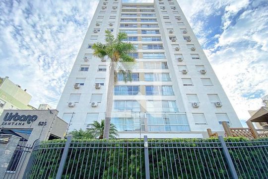 Vista da Rua de apartamento à venda com 3 quartos, 89m² em Santana, Porto Alegre