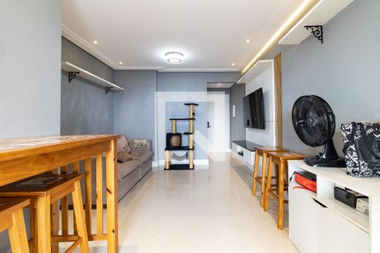 Sala de apartamento à venda com 3 quartos, 74m² em Vila das Merces, São Paulo