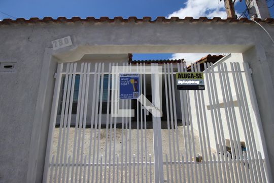 Plaquinha de casa para alugar com 4 quartos, 160m² em Jardim Leocadia, Sorocaba