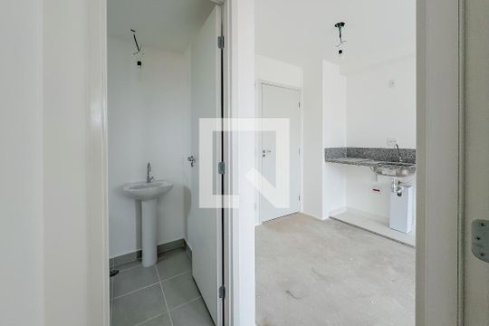 Banheiro de apartamento para alugar com 1 quarto, 45m² em Vila Mariana, São Paulo