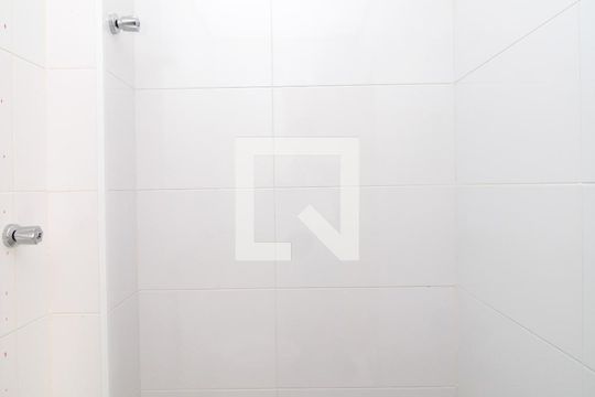 Banheiro de apartamento à venda com 1 quarto, 27m² em Tucuruvi, São Paulo