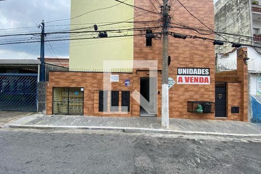 Fachada com plaquinha de apartamento à venda com 1 quarto, 27m² em Tucuruvi, São Paulo