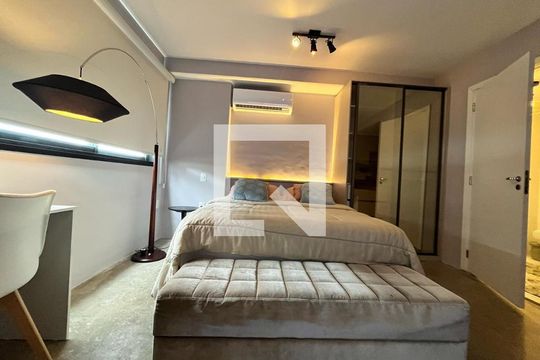 Sala de kitnet/studio à venda com 1 quarto, 27m² em Indianópolis, São Paulo