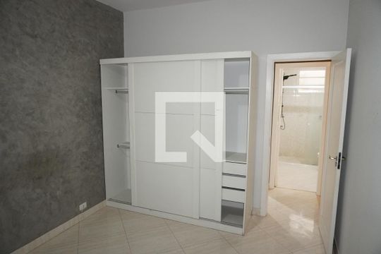 Quarto 1 de apartamento à venda com 2 quartos, 71m² em Pinheiros, São Paulo