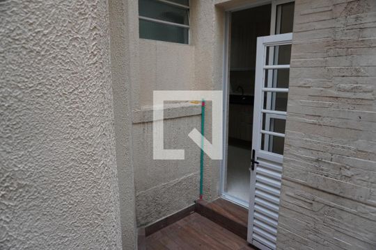 Área de Serviço de apartamento para alugar com 2 quartos, 71m² em Pinheiros, São Paulo