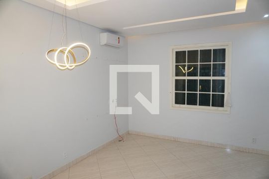 Sala de apartamento à venda com 2 quartos, 71m² em Pinheiros, São Paulo