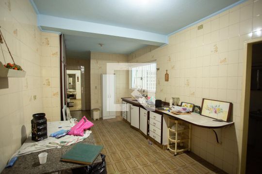 SALA E COZINHA de casa à venda com 8 quartos, 125m² em Lapa de Baixo, São Paulo
