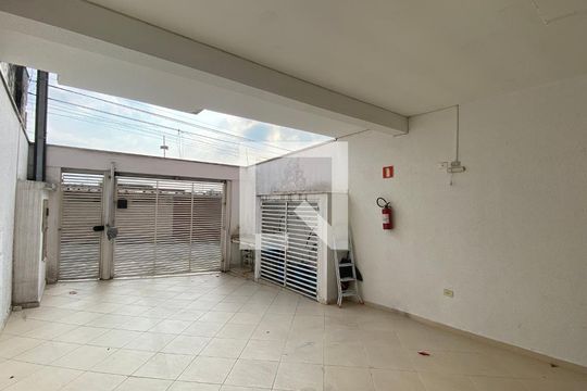 Garagem de apartamento para alugar com 2 quartos, 100m² em Vila Tibiriçá, Santo André