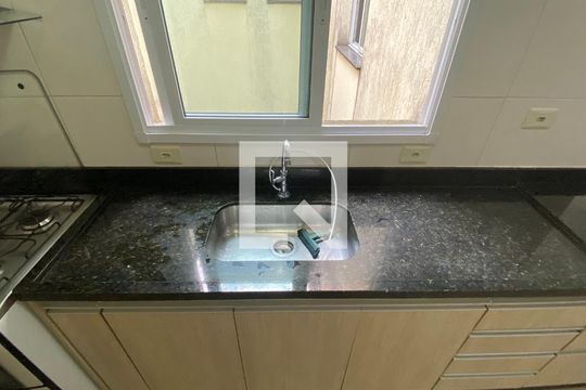 Cozinha de apartamento para alugar com 2 quartos, 100m² em Vila Tibiriçá, Santo André