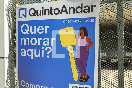 Fachada de casa à venda com 4 quartos, 181m² em Jardim Floresta, Porto Alegre