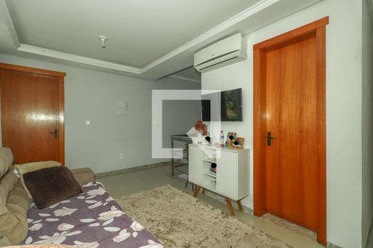 Sala de casa à venda com 4 quartos, 181m² em Jardim Floresta, Porto Alegre