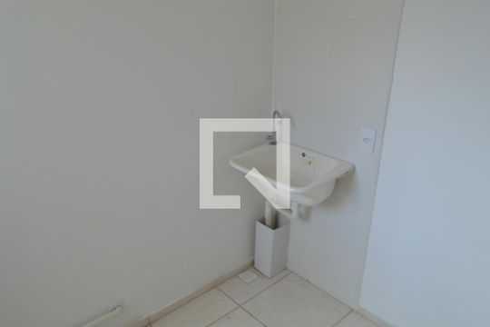 Cozinha e Área de Serviço de apartamento para alugar com 2 quartos, 41m² em Taquara, Rio de Janeiro