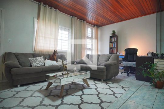 Casa à venda com 3 quartos, 197m² em Rincão, Novo Hamburgo