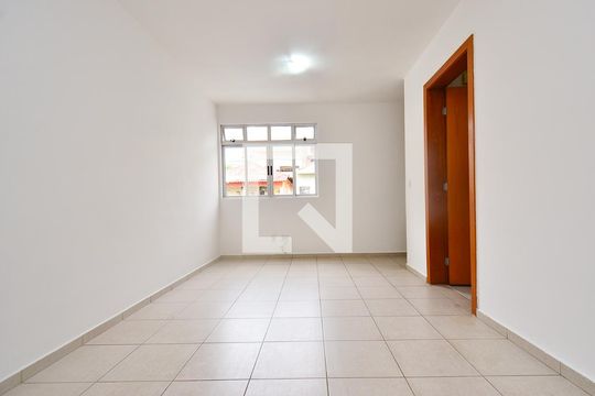 Apartamento para alugar com 3 quartos, 79m² em Ana Lúcia, Belo Horizonte