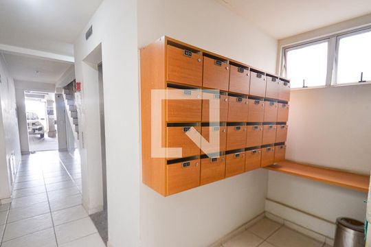 Entrada de apartamento para alugar com 3 quartos, 79m² em Ana Lúcia, Belo Horizonte