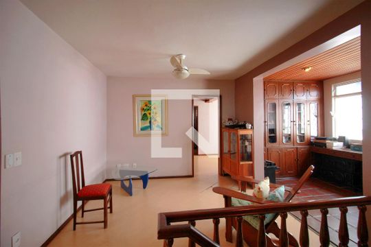 Sala de Estar de apartamento à venda com 4 quartos, 156m² em Santa Lúcia, Belo Horizonte