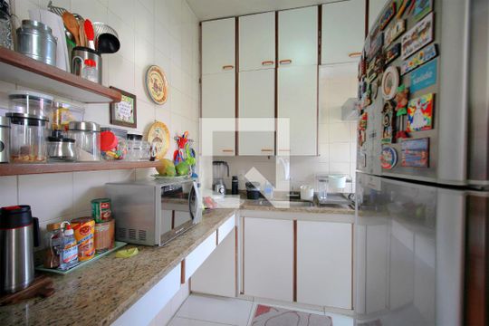 Cozinha de apartamento à venda com 4 quartos, 156m² em Santa Lúcia, Belo Horizonte