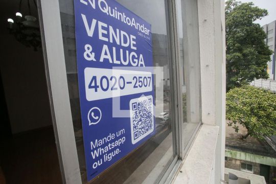Plaquinha de apartamento para alugar com 1 quarto, 53m² em Tanque, Rio de Janeiro