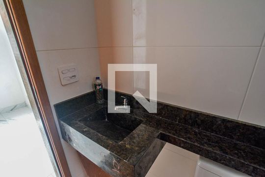 Banheiro da Suíte de apartamento à venda com 2 quartos, 71m² em Jardim Utinga, Santo André