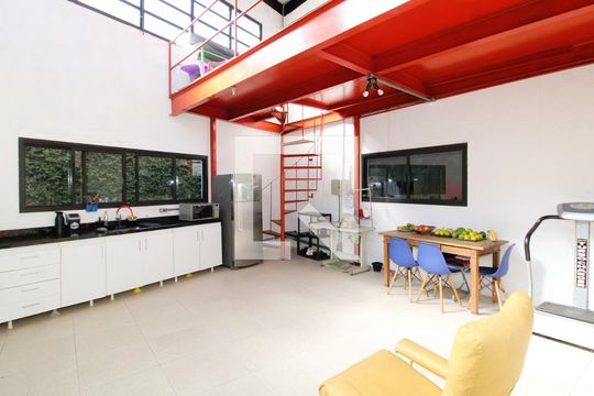 Sala/Cozinha de casa de condomínio à venda com 2 quartos, 176m² em Jardim Guapira, São Paulo