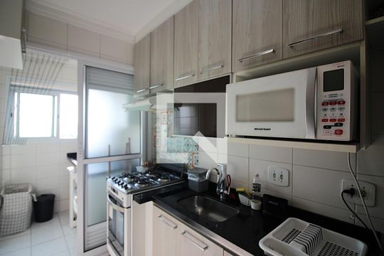 Cozinha de apartamento para alugar com 2 quartos, 48m² em Vila Jupiter, São Bernardo do Campo