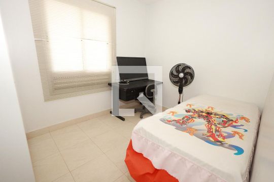Quarto 2 de apartamento para alugar com 3 quartos, 80m² em Jardim Atlantico, Goiânia