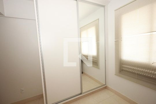 Quarto 2 de apartamento para alugar com 3 quartos, 80m² em Jardim Atlantico, Goiânia
