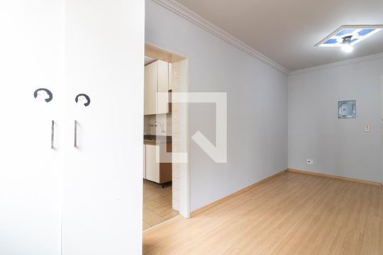 Sala de apartamento para alugar com 1 quarto, 40m² em Moema, São Paulo
