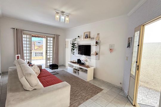 Sala de casa à venda com 3 quartos, 210m² em Vila Metalúrgica, Santo André