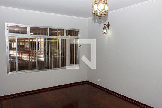 Casa à venda com 3 quartos, 132m² em Jardim Ernestina, São Paulo