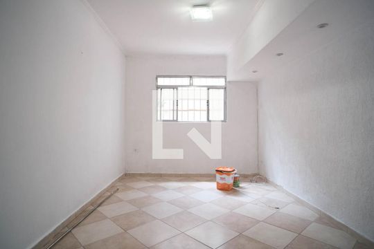 Sala de casa para alugar com 3 quartos, 150m² em Jardim Nordeste, São Paulo