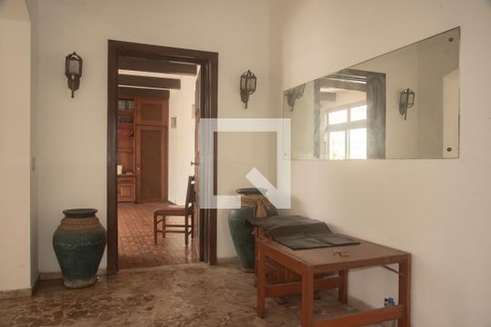 Sala de casa para alugar com 3 quartos, 660m² em Indianópolis, São Paulo